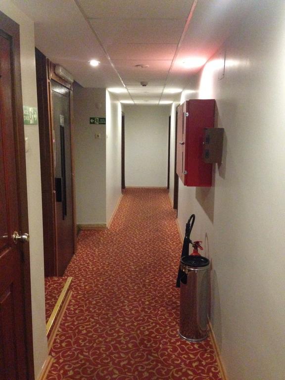 Hotel Atasayan ゲブゼ エクステリア 写真