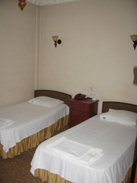 Hotel Atasayan ゲブゼ エクステリア 写真